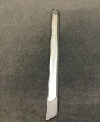 Audi e-tron Front sill trim cover 8W0853374G