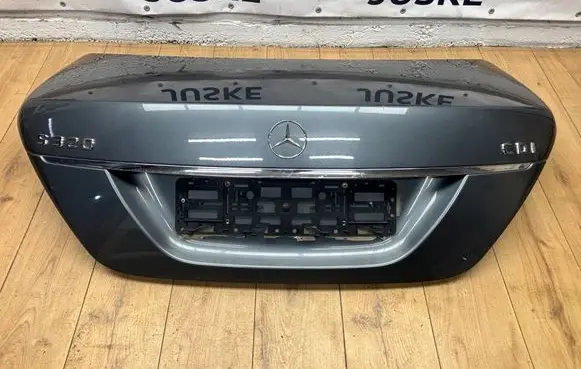 Tailgate/trunk/boot lid