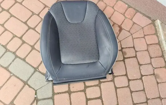 Rear seat