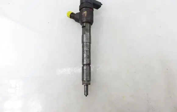Fiat Panda II Fuel injector 0445110083