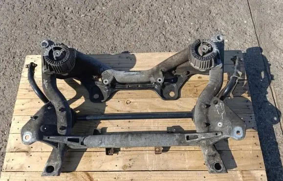 Mercedes-Benz E W212 Front axle beam 