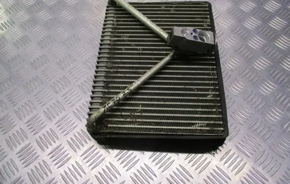 Volvo XC70 Air conditioning (A/C) radiator (interior) 