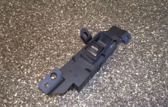 Lexus GS 300 350 430 450H Electric window control switch 8403030110