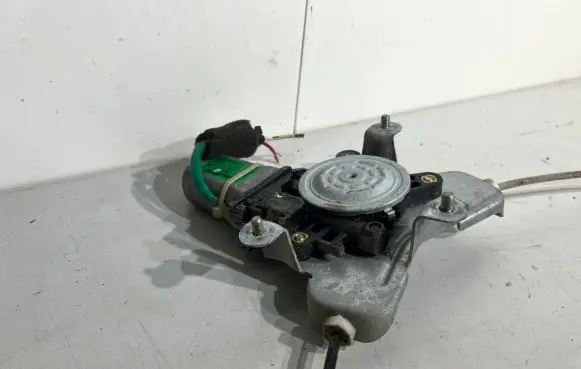 SsangYong Rexton Front door window regulator with motor