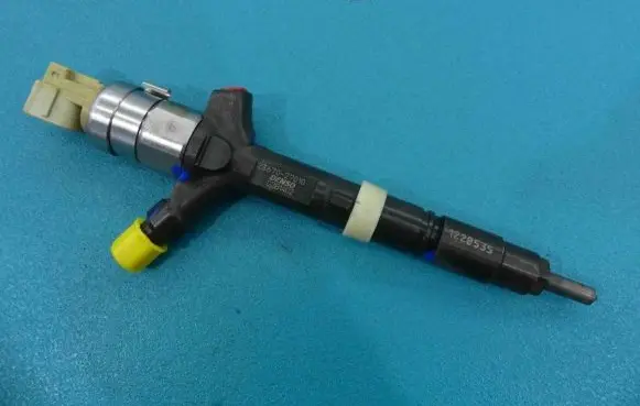 Toyota Avensis T220 Fuel injector 23670-27010 IMPRK1228535