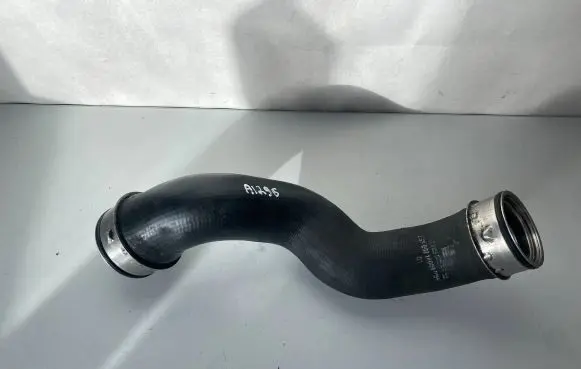 Mercedes-Benz CLK A209 C209 Intercooler hose/pipe A2095200432 ZGS00214004