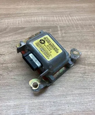 Chrysler Voyager Airbag control unit/module P04671850AD 39754C