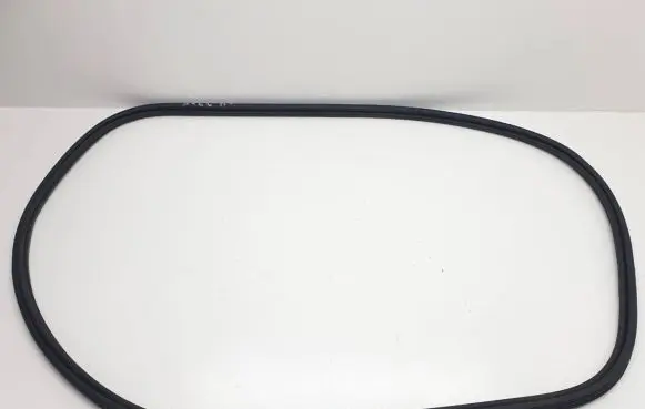 Volvo S90, V90 Front door rubber seal