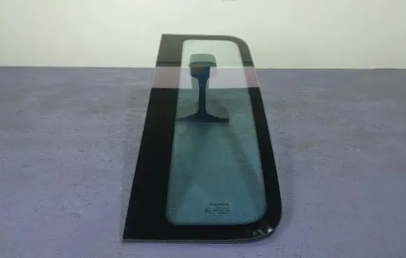 AC 428 Front door vent window glass four-door 