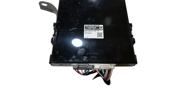 Toyota Avensis T270 Other control units/modules 8969005130 MB1028501740