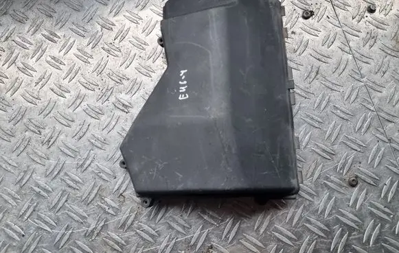 BMW 3 E46 Fuse box cover 7521582 12907521582