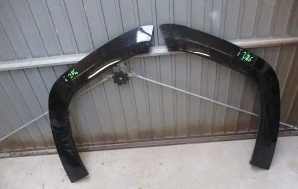 Jeep Grand Cherokee Front arch trim 