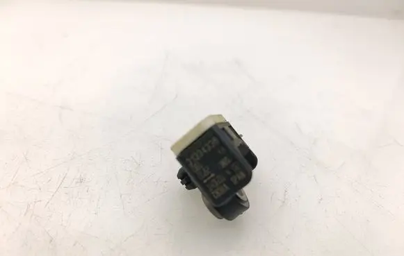 Volvo V60 Airbag deployment crash/impact sensor 31334336