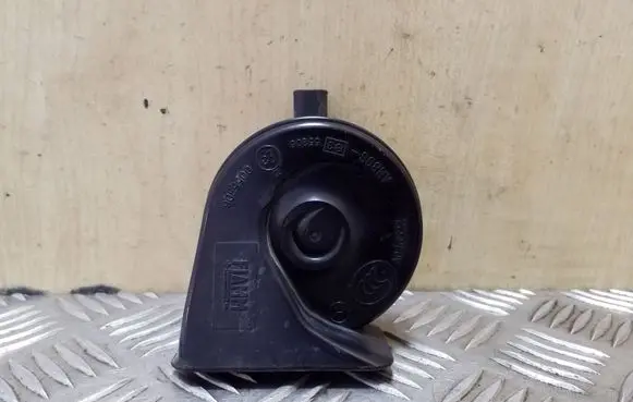BMW 3 E90 E91 Horn signal 715942005 7159420