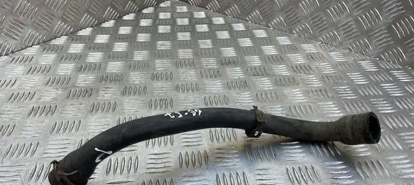 Mercedes-Benz Vito Viano W639 Engine coolant pipe/hose