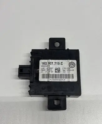 Volkswagen Golf V Alarm control unit/module 1K0907719C 070067 28024256