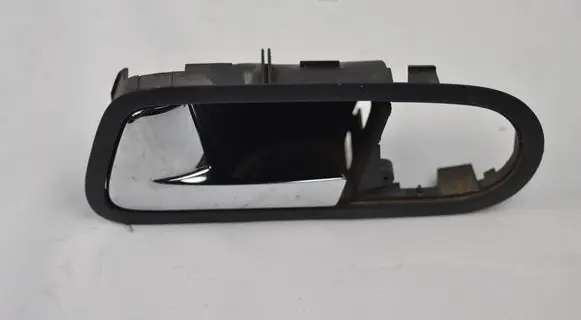Rear door interior handle