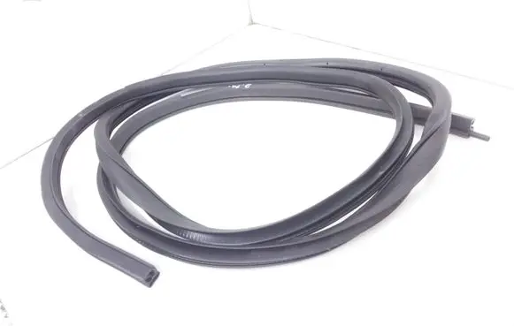Nissan Pulsar Front door rubber seal