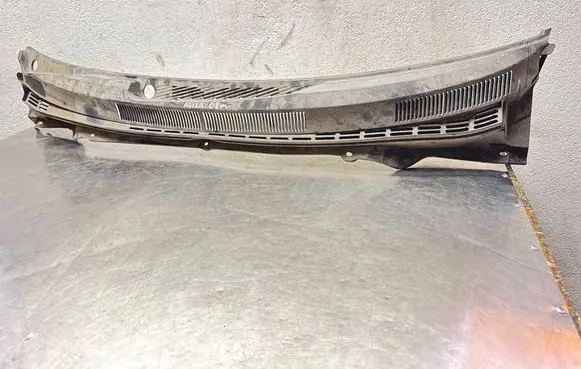 Opel Agila B Wiper trim 7233151K0