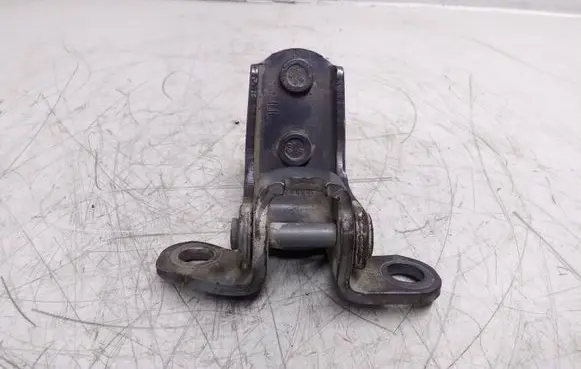 Honda Civic Rear door lower hinge