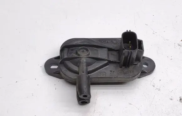 Volvo XC90 Exhaust gas pressure sensor 3M5A5L200AB