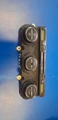 Volkswagen Golf V Climate control unit 746-414-21