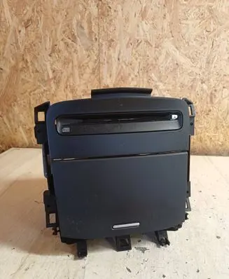 Nissan Primera CD/DVD changer 28185BA010 CL064950060459