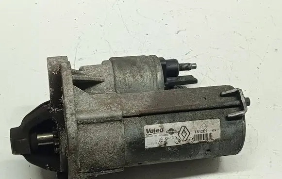 Mercedes-Benz Citan W415 Starter motor 233003329R 1D61830