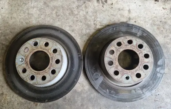 Audi A3 S3 8V Rear brake disc 5Q0615601D 272MM
