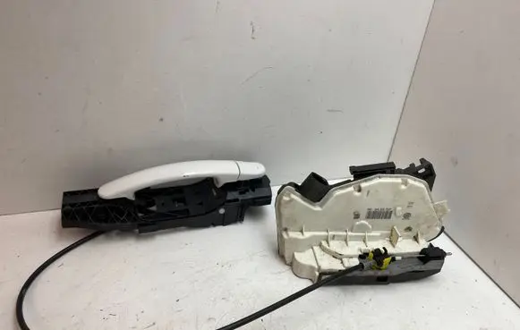 Seat Ibiza IV (6J,6P) Rear door lock 6J0839016F 5N0839885H