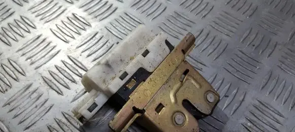 Renault Scenic I Tailgate/trunk/boot lock/catch/latch