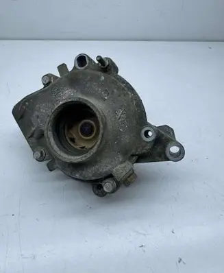 Opel Vectra C Water pump 24467300