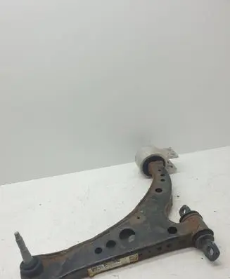 Chevrolet Volt II Front lower control arm/wishbone 84289632