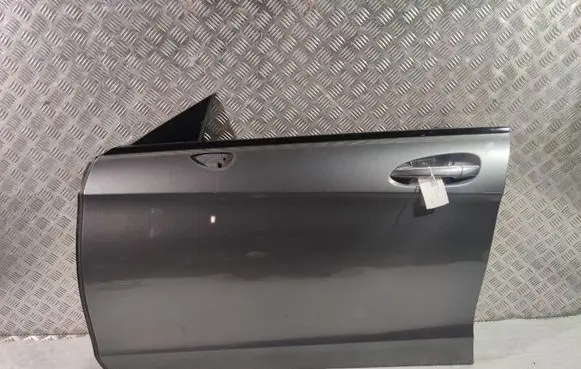 Mercedes-Benz CLS C218 AMG Front door
