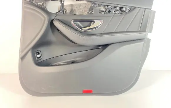 Mercedes-Benz GLC X253 C253 Front door card panel trim