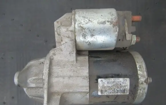 Hyundai i30 Starter motor 361002b200 36100-2b200