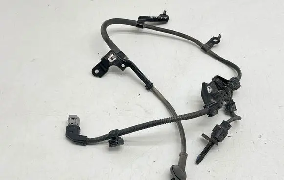 Toyota Highlander XU70 ABS rear brake sensor 895440E040