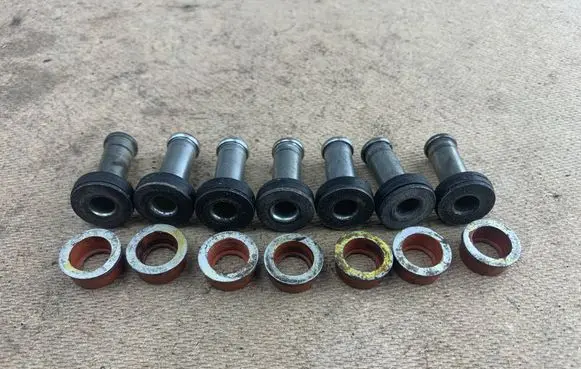 BMW X5 E70 Front suspension camber bolt 11612246947 2246947 11612246949