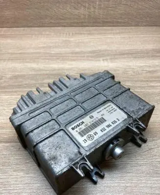 Volkswagen Golf III Engine control unit/module ECU 032906026D 0261203314