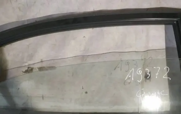 Honda Civic Rear door window glass as2