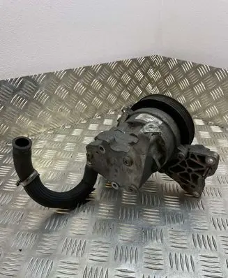 BMW 7 E65 E66 Power steering pump 6760074042
