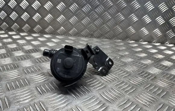 BMW X6 G06 Electric auxiliary coolant/water pump 8840614
