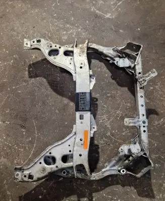 BMW 1 E82 E88 Front subframe