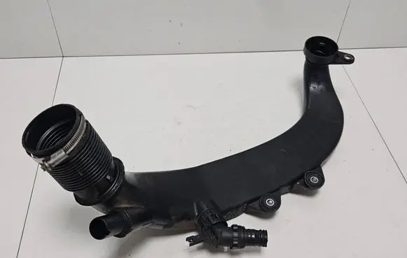 BMW 5 E60 E61 Air intake duct part 7600028 7556550 14032710