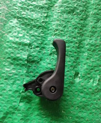Hyundai Tucson TL Engine bonnet (hood) release handle 