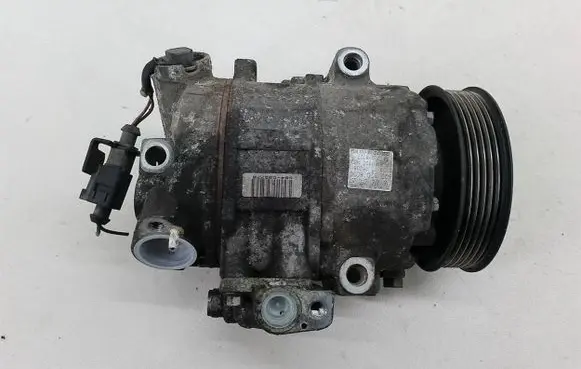 Skoda Fabia Mk1 (6Y) Air conditioning (A/C) compressor (pump) 6Q0820803D