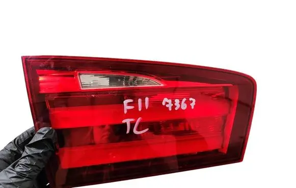 BMW 5 F10 F11 Tailgate rear/tail lights 7203227
