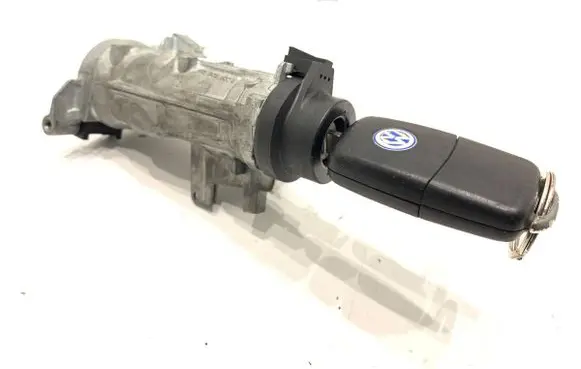 Volkswagen Golf V Ignition lock 1K0905851B