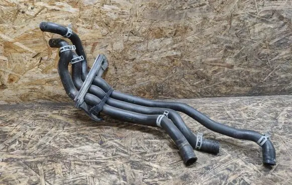 BMW 7 F01 F02 F03 F04 Engine coolant pipe/hose 6421916991804 6453911916805 6453911916905
