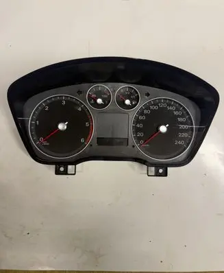 Ford Focus Speedometer (instrument cluster) 7M5T10849GB 12833961 7M5T10849